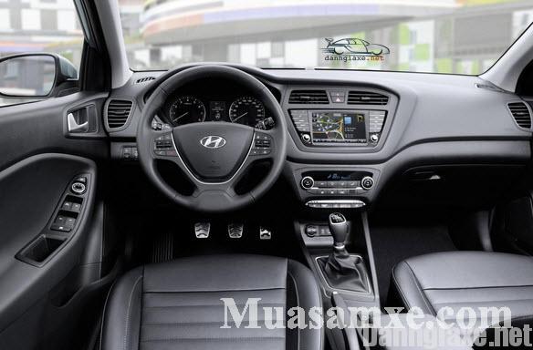 Đánh giá xe Hyundai i20 Active 2016, các tiện ích cùng cảm giác lái 8