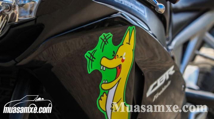 Honda CBR1000RR độ phong cách rồng Pikachu cực chất tại Sài Thành 11