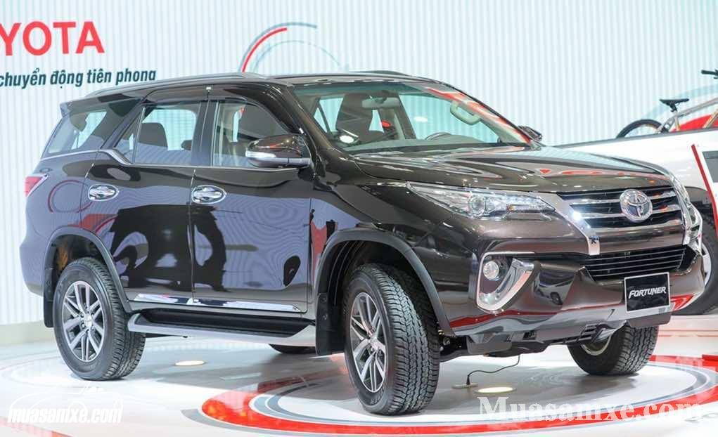 Toyota Fortuner 2017 dù chênh giá 50 triệu vẫn khan hàng trước tết 1