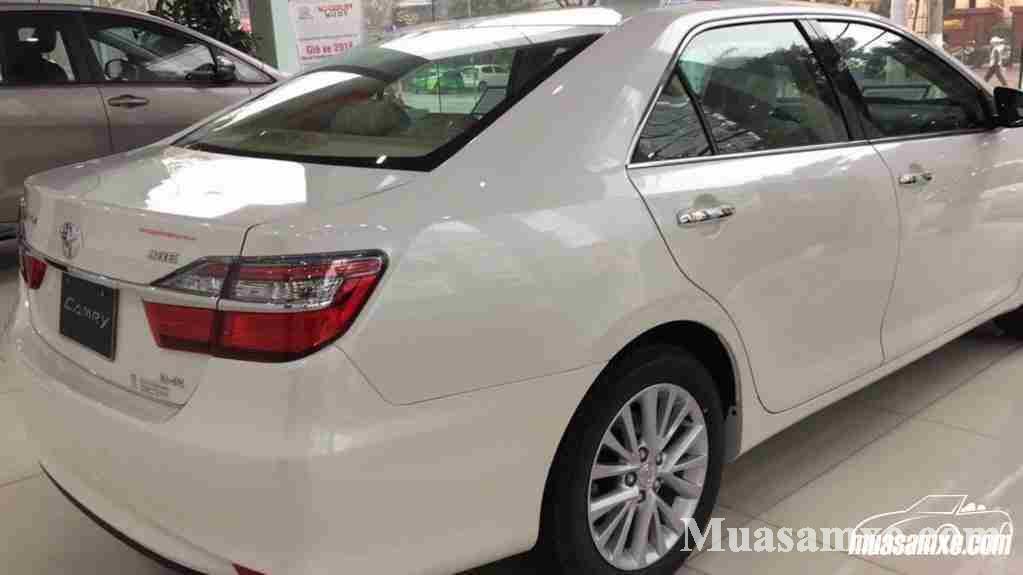 Toyota Camry, Toyota Camry 2018, Toyota Camry 2019, giá xe Toyota, giá xe Camry