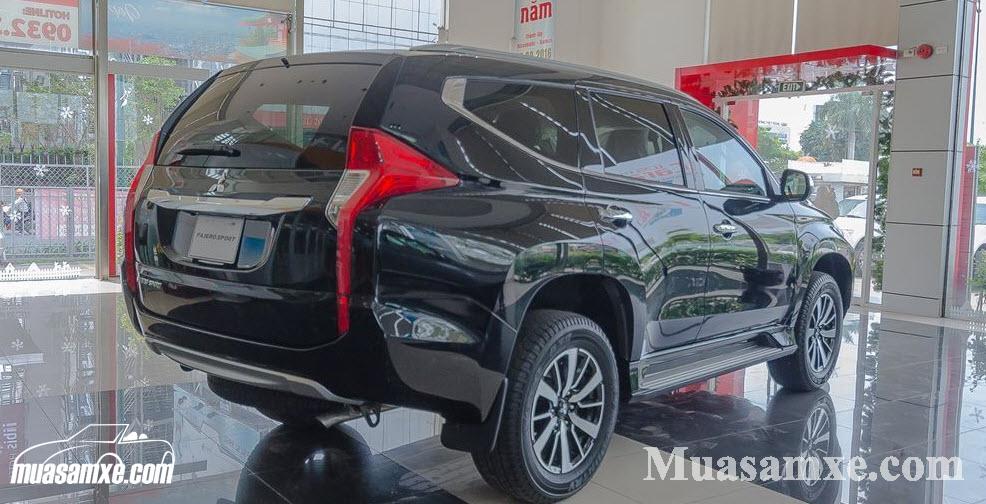 Mitsubishi Pajero Sport 2017 giá bao nhiêu? nên mua máy dầu hay máy xăng? 13