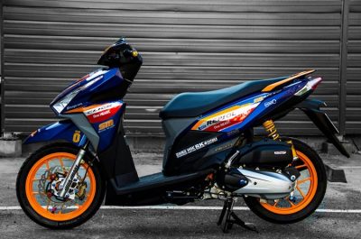 Cận cảnh Honda Click 125i bản Repsol cực ngầu của biker Việt