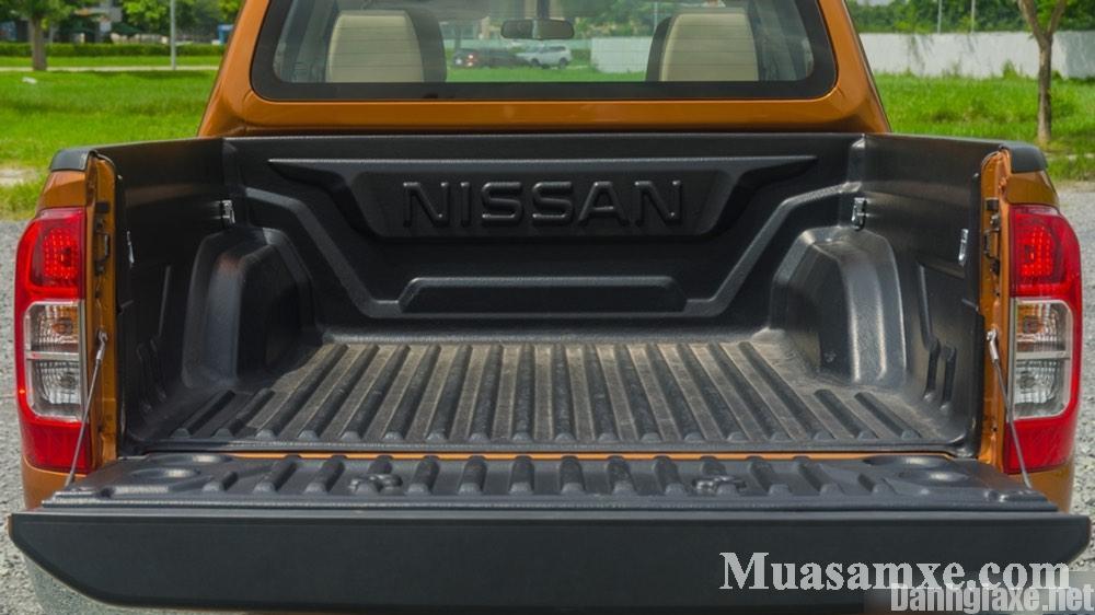 Đánh giá xe Nissan Navara 2016 về giá bán, thiết kế và vận hành