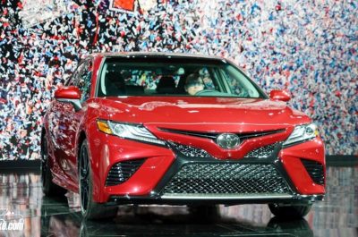 Toyota Camry 2018 chính thức trình làng với thay đổi toàn diện