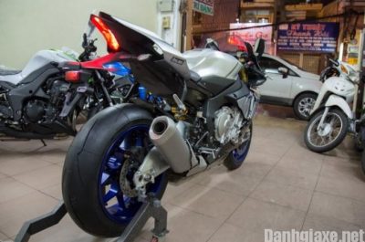 Yamaha YZF-R1M 2016 giá bao nhiêu? thiết kế & vận hành xe