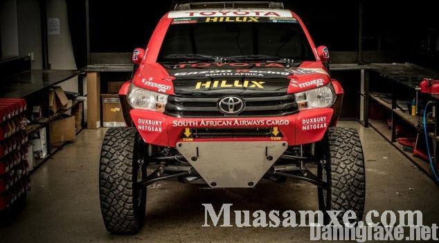 Toyota đưa xe Hilux Evo ra để đua trong giải Dakar rally 2017