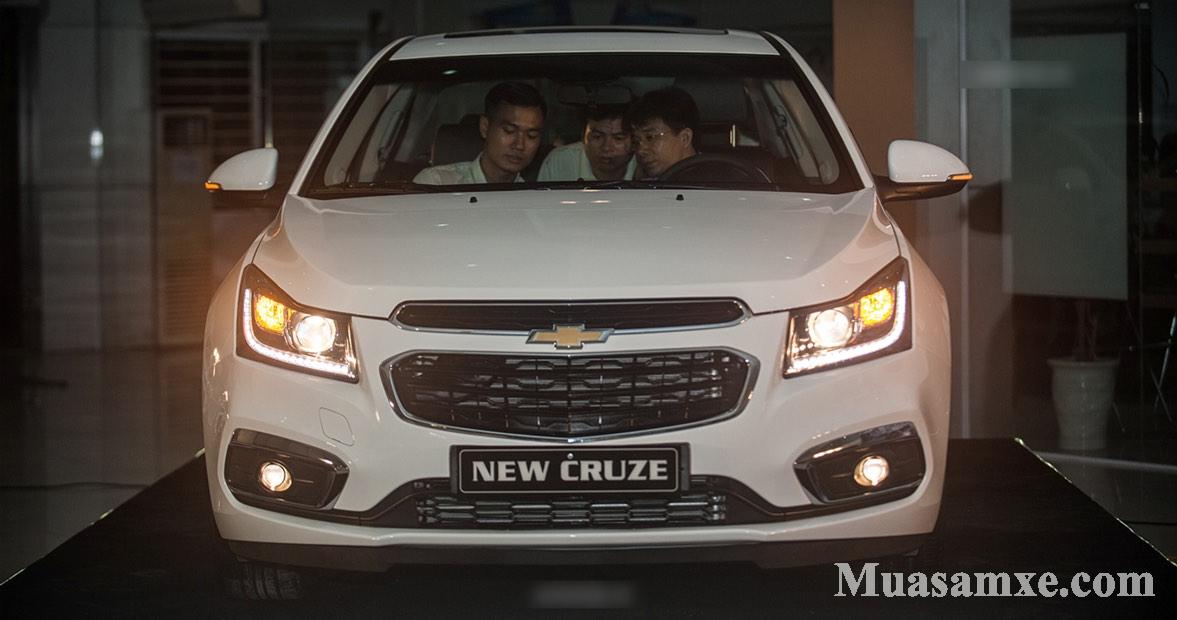 Đánh giá xe Chevrolet Cruze 2017 kèm giá bán và thông số kỹ thuật chi tiết