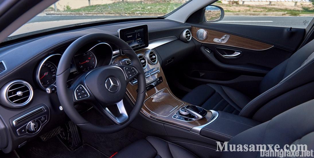 Đánh giá Mercedes C250 2017 về trang bị nội thất