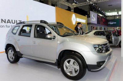 Renault Duster 2017 giá bao nhiêu? thiết kế vận hành & thông số kỹ thuật