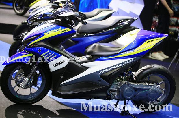 Ngắm Yamaha NVX độ phong cách với loạt đồ chơi hiệu của một biker Thái 2