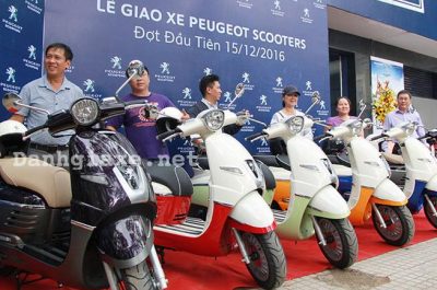 Peugeot Scooters Django 2017 giá bao nhiêu? Đánh giá thiết kế & vận hành