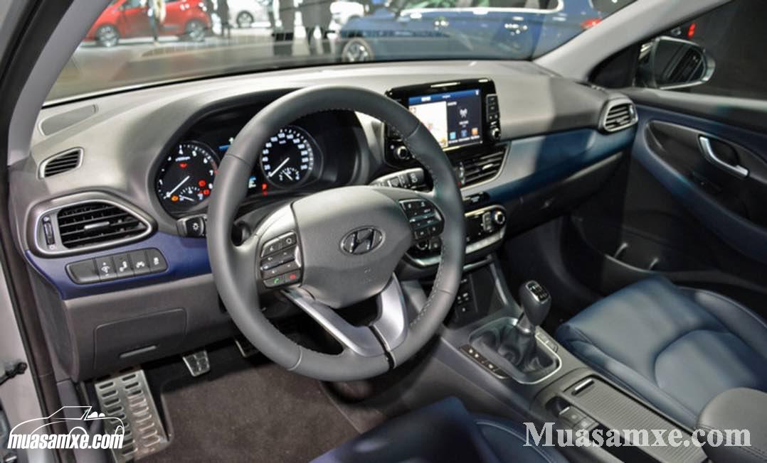 Đánh giá xe Hyundai i30 2017 về thiết kế, vận hành và giá bán