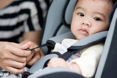 10 quy tắc giữ an toàn cho bé trên xe hơi đặc biệt quan trọng