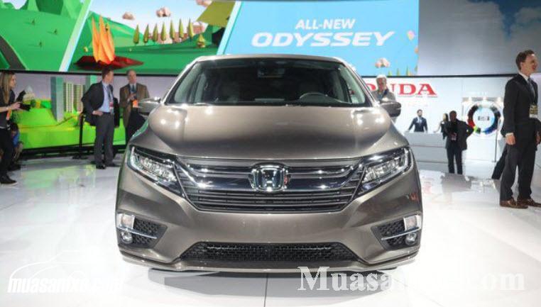 Honda Odyssey 2018 giá từ 30.890 USD chính thức được bày bán trên thị trường 2