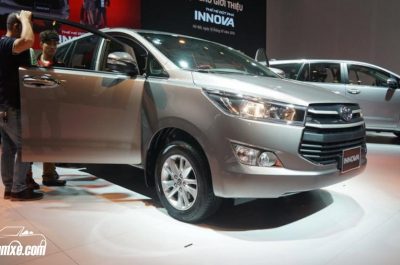 Giá xe Toyota tháng 5/2017 giảm đến gần 100 triệu khi mua xe