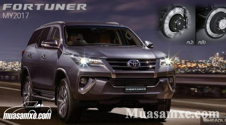 Đánh giá xe Toyota Fortuner 2018 về hình ảnh nội ngoại thất & giá bán mới nhất