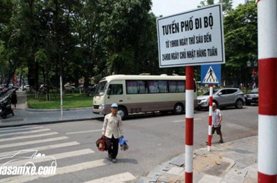 Điểm gửi xe ở đâu để vào phố đi bộ Hà Nội để dạo quanh Hồ Gươm?