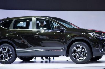 Vừa ra mắt Honda CR-V đời 2017 đã bị triệu hồi 24.000 xe