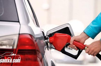 Cách lái xe ô tô tiết kiệm nhiên liệu có thể giảm tới 25% mức tiêu hao