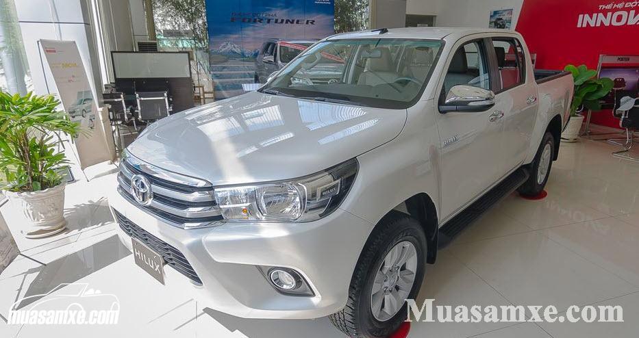 Toyota Hilux 2018 sắp ra mắt tại Việt Nam chỉ bày bán số tự động? 1