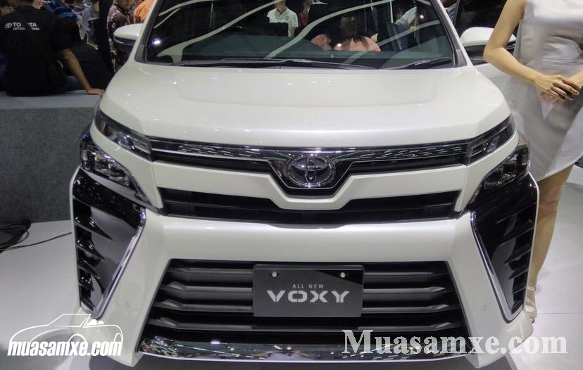 Đánh giá xe Toyota Voxy 2018: phiên bản giá rẻ của Alphard chính thức ra mắt 5