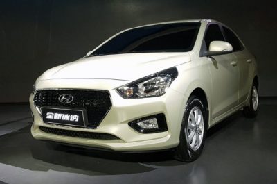 Đánh giá ưu nhược điểm Hyundai Reina 2017 thế hệ mới kèm giá bán