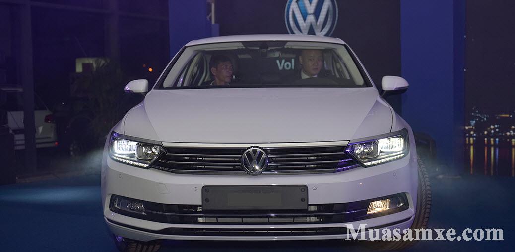 Volkswagen Passat Bluemotion 2017- 2018 giá bao nhiêu? Đánh giá thiết kế vận hành 1