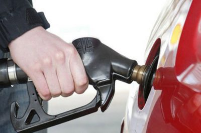 Đổ nhầm nhiên liệu ô tô xăng vào dầu nên làm thế nào là đúng nhất?