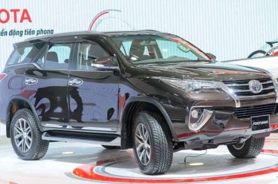 Đánh giá ngoại thất Toyota Fortuner 2018 kèm động cơ vận hành