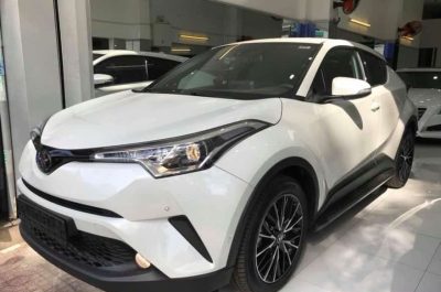 Cận cảnh Toyota CH-R 2018 giá 1,8 tỷ đồng tại Việt Nam