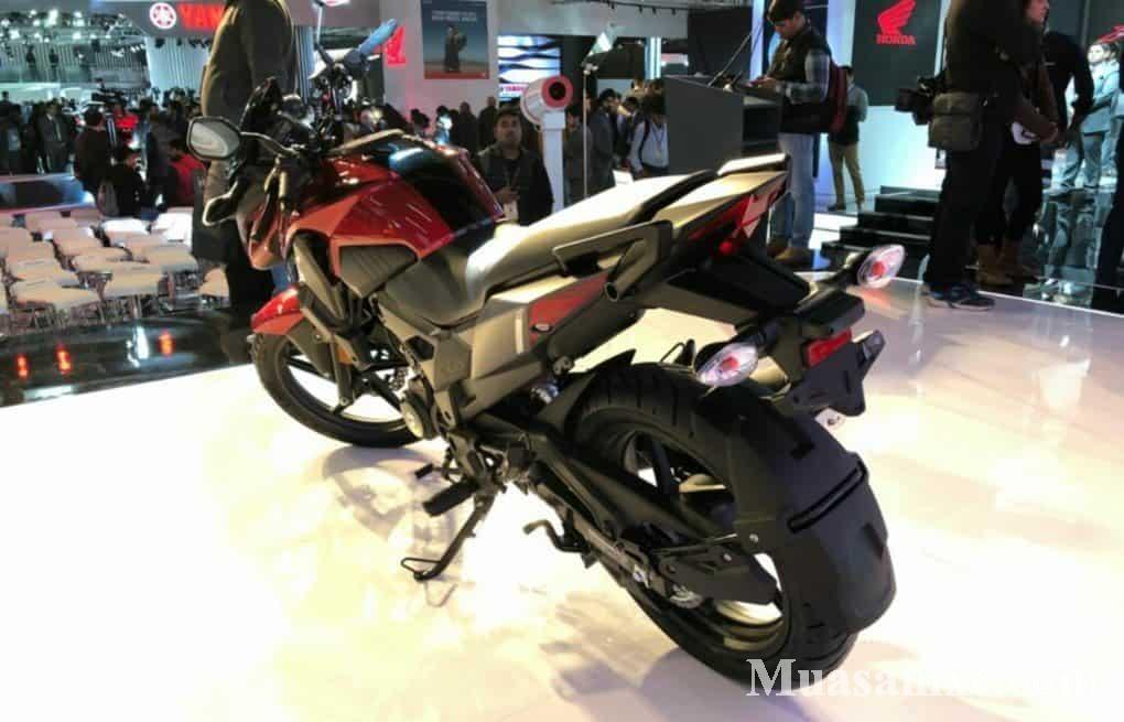 xe côn tay, Honda X-Blade, Honda X-Blade 2018, Honda X-Blade 2019, giá xe Honda, xe moto gia re, đánh giá Honda X-Blade 2018, giá xe Honda X-Blade 2018, Honda X-Blade 2018 giá bao nhiêu, thông số kỹ thuật Honda X-Blade 2018, xe côn tay Honda, đánh giá xe Honda X-Blade 2018