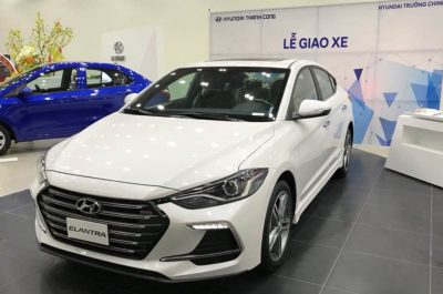 Đánh giá xe Hyundai Elantra Sport 2018: Đẹp hơn, hấp dẫn hơn!