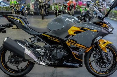 Kawasaki Ninja 400 2018 giá bao nhiêu? Có mấy màu bày bán tại thị trường Việt?