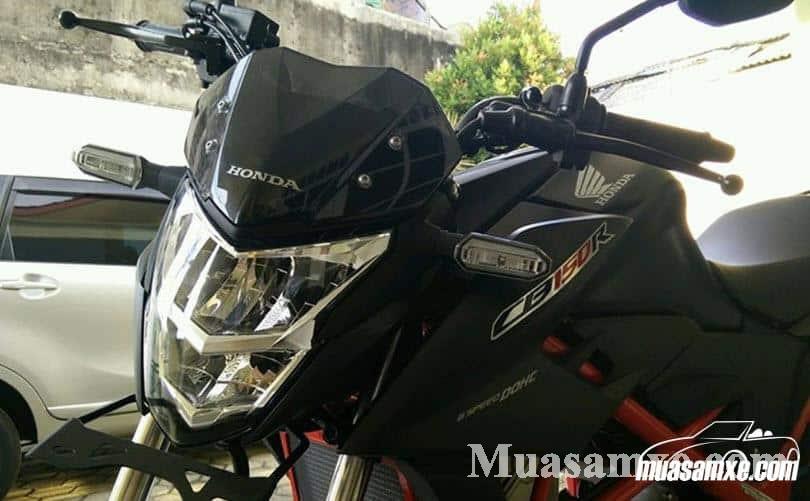 Honda CB150R StreetFire và Sonic 150R giá từ 33 triệu tại Indonesia