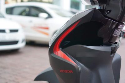 Honda Vision đen nhám giá bán mới nhất bao nhiêu? - MuasamXe.com