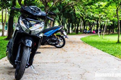 Cận cảnh Honda Vario 150 độ dàn áo Full Black của một biker Việt