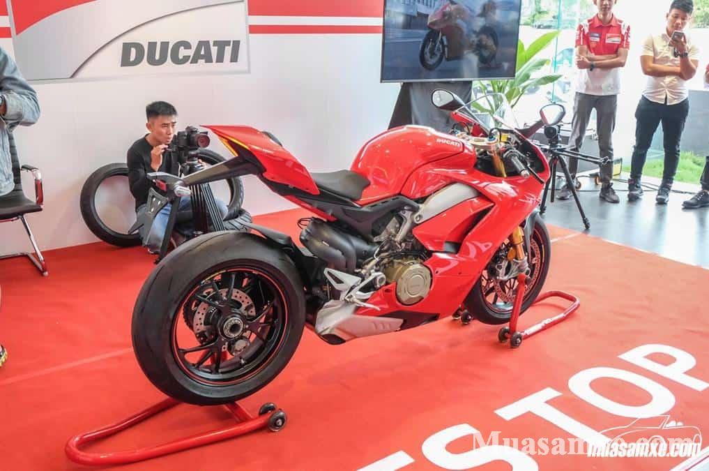 Superbike, Ducati Panigale V4, Ducati, giá xe Ducati, moto, xe pkl, Ducati Panigale V4 2018, Ducati Panigale V4 2019 