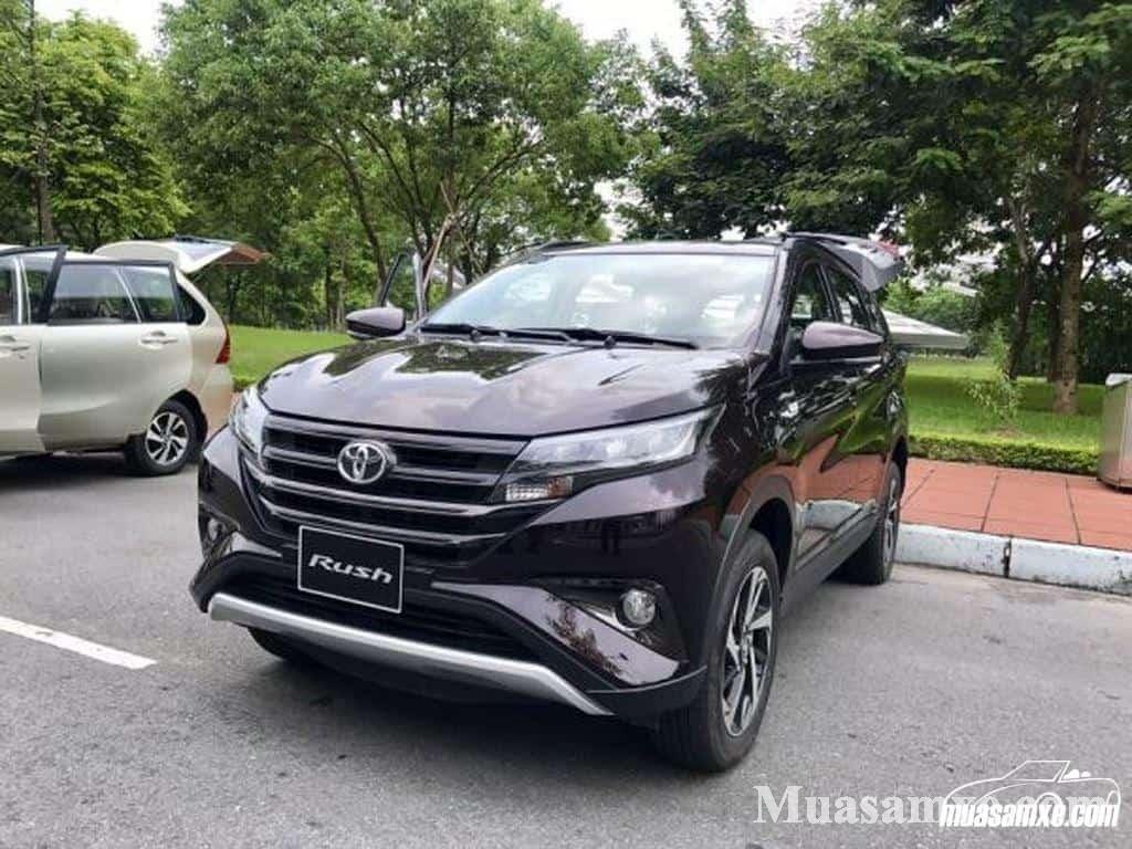 Xe Toyota Rush 15AT 2019  Bạc