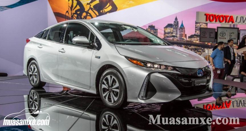 Đánh giá xe Toyota Prius 2017 về hình ảnh nội ngoại thất, giá bán & thông số kỹ thuật 1