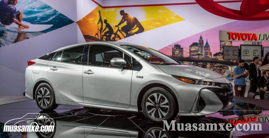 Đánh giá xe Toyota Prius 2017 về hình ảnh nội ngoại thất, giá bán & thông số kỹ thuật 2