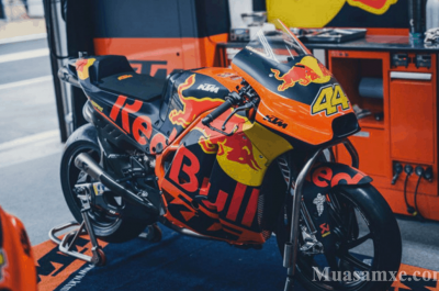 KTM rao bán xe đua MotoGP với giá 250.000 euro trên Facebook