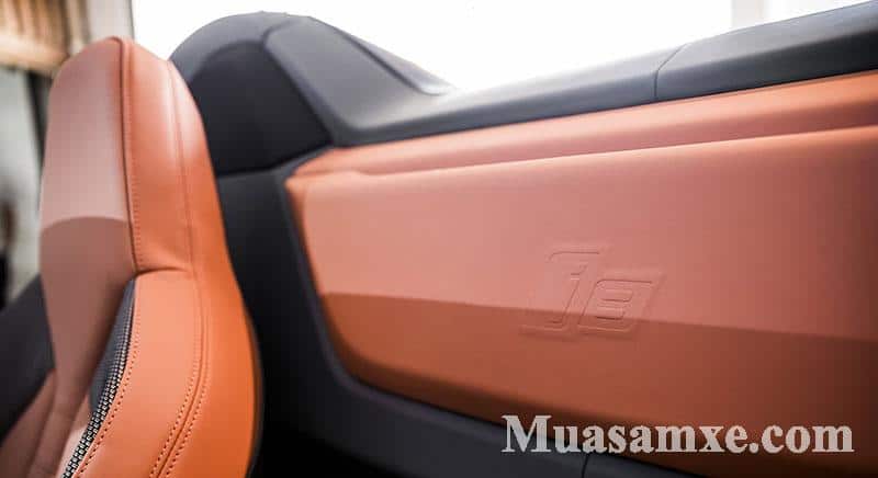 Nội thất da cao cấp trên BMW I8 2019