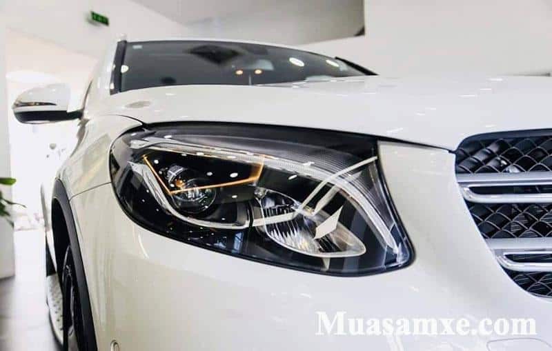 Đèn chiếu sáng Mercedes GLC 200 2019