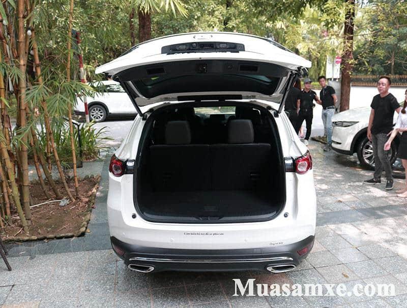 Khoang chứa hành lý Mazda CX-8 2019