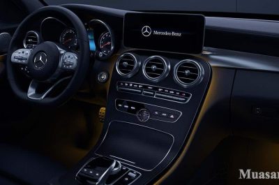 Nên mua Mercedes C300 2019 hay Mercedes-Benz C200 2019?