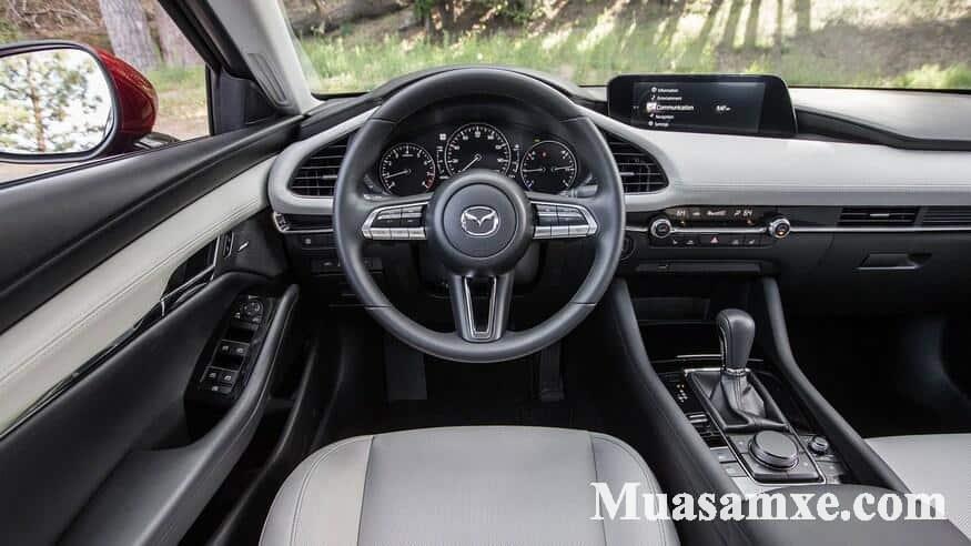 Bảng điều khiển trung tâm Mazda 3 2020