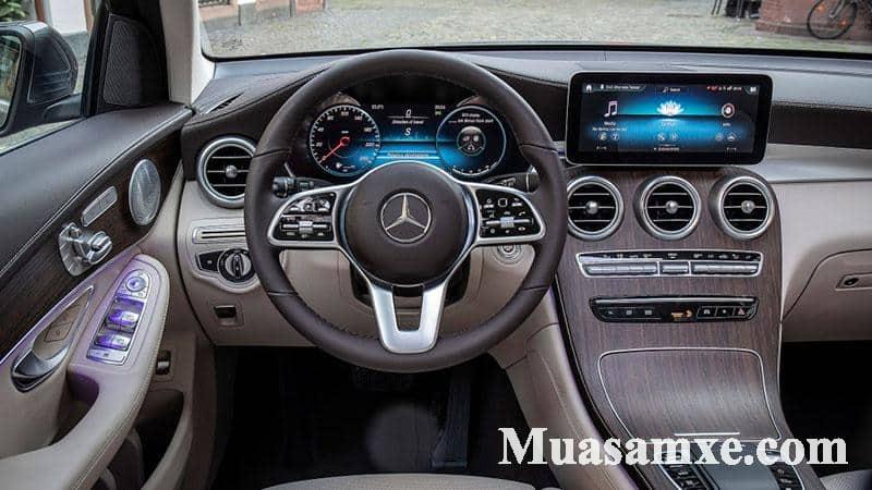 Mercedes GLC 300 2020 trang bị hệ thống MBUX với màn hình cảm ứng 10.25 Inch