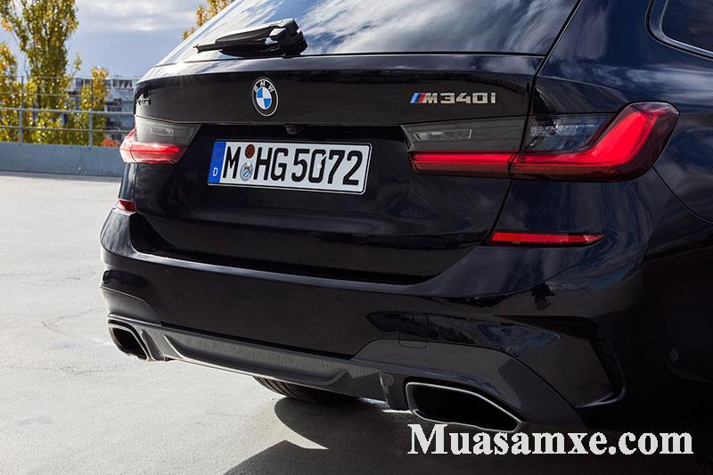 Đuôi xe BMW M340i Tourring 2020