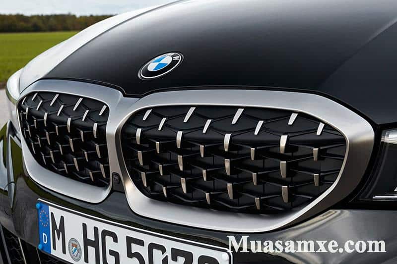 Mặt lưới tản nhiệt BMW M340i Tourring 2020