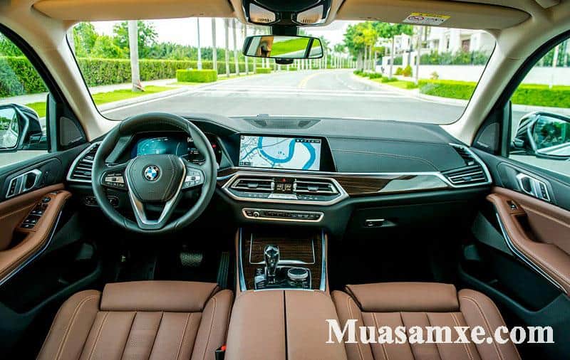 Khoang lái BMW X5 xDrive40i 2019